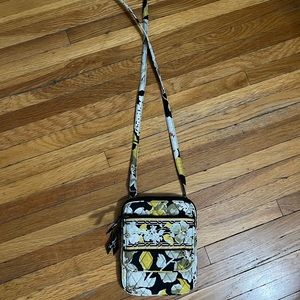 VERA BRADLEY RETIRED PRINT BAROQUE HIPSTER CROSSBODY BAG